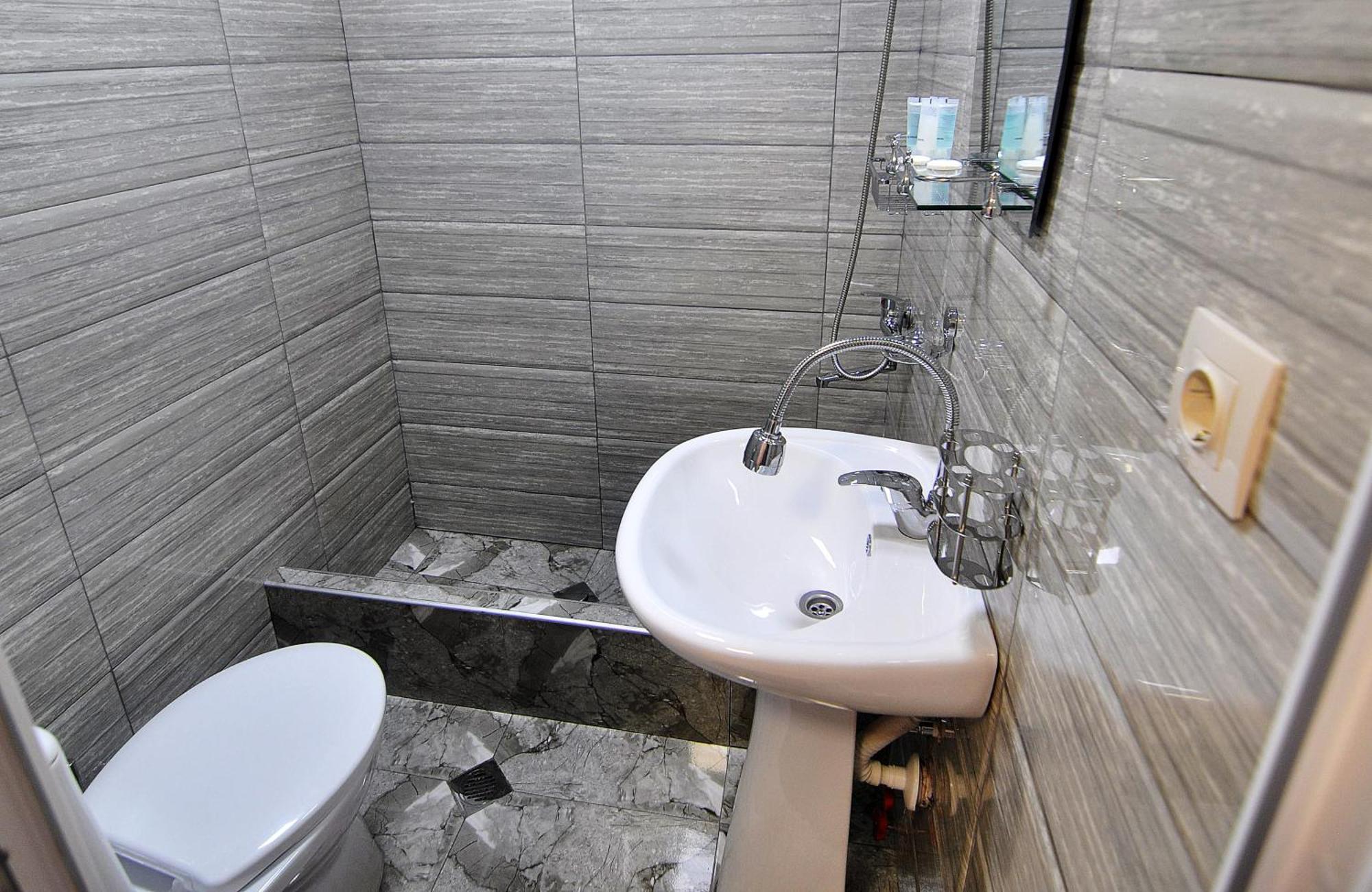 Light Hotel Тбилиси Экстерьер фото