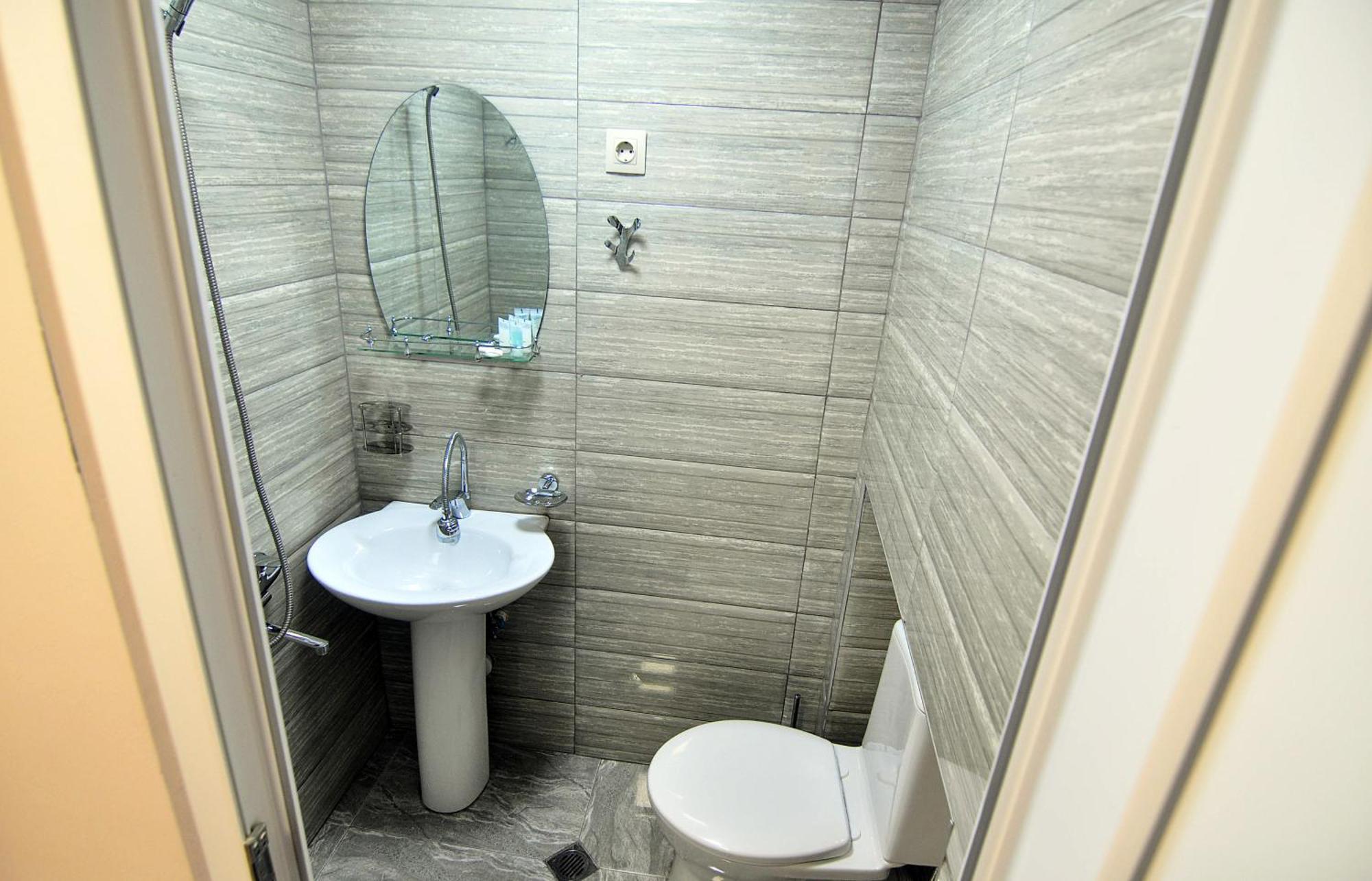 Light Hotel Тбилиси Экстерьер фото