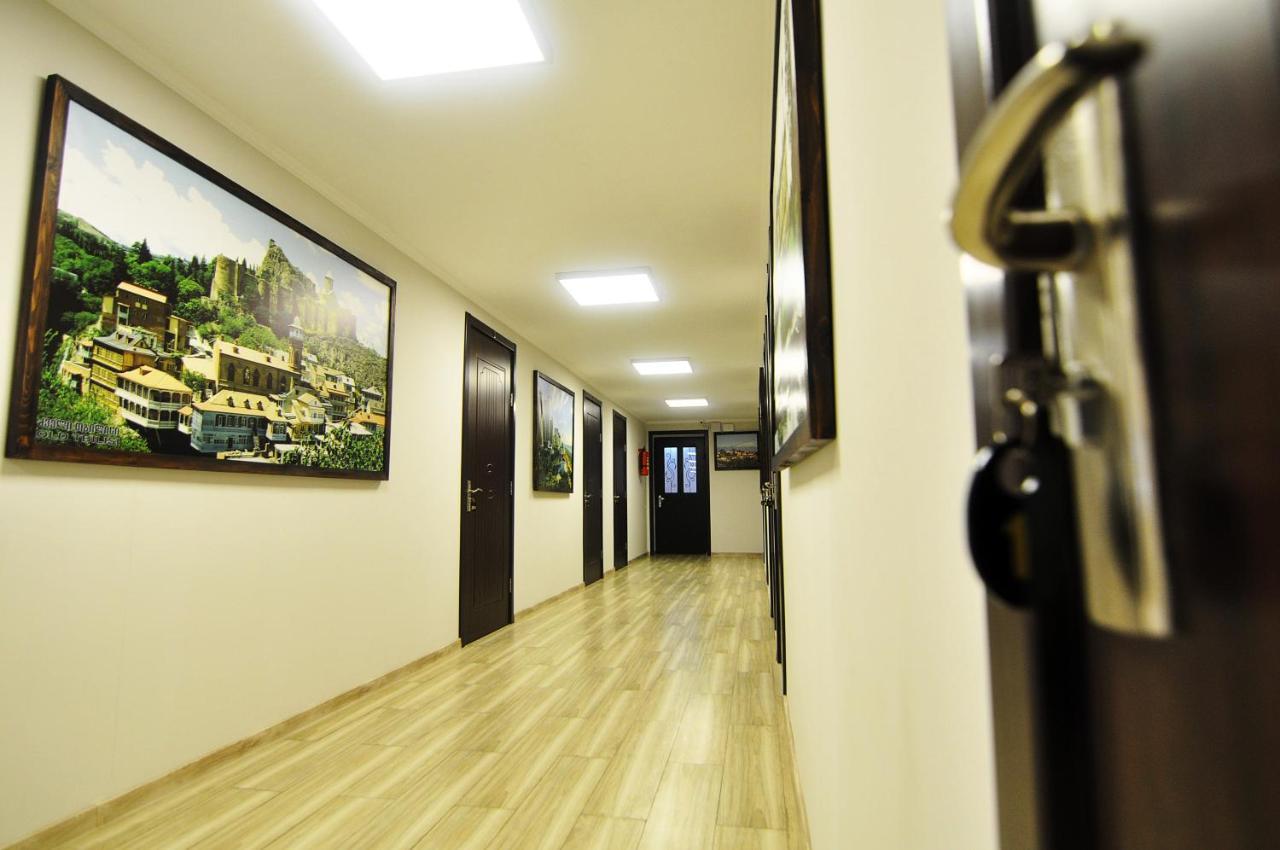 Light Hotel Тбилиси Экстерьер фото